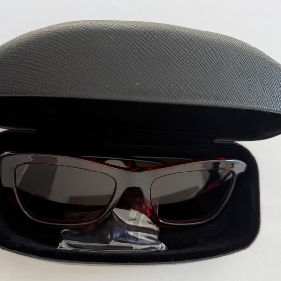 Salvatore Ferragamo SF958S Sunglasses Tortoise / New Without Tag main image 4